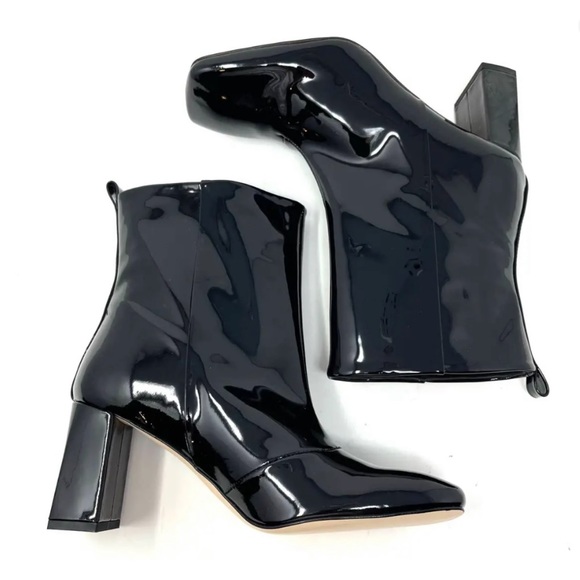Good American Black Patent Leather
Boots Size 5.5 Square Toe. NEW IN BOX - Picture 9 of 13